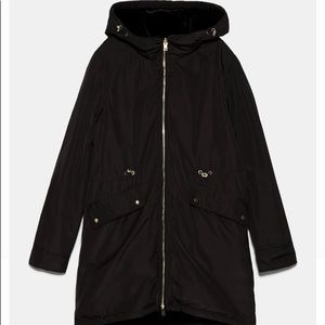Reversible black water repellant parka/faux fur